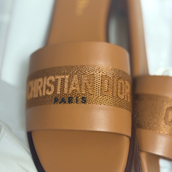 Dior Shoes - Christian Dior Dway Slide
Camel Calfskin